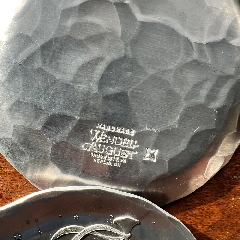Handmade Wendell August‎ Christmas Coasters Set of 4 Aluminum w Wooden Stand